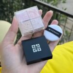 Givenchy   Libre Mat-finish & Enhanced Radiance Loose Powder shade 3