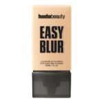 HUDA BEAUTY  Easy Blur Natural Airbrush Foundation with Niacinamide Color: Cashew 140G - Fair skin with peachy-golden undertones Size / 30 mL