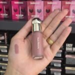 Color: Encourage Rare Beauty by Selena Gomez  Soft Pinch Liquid Blush